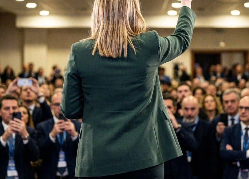 Aggiornamenti dall'Italia.
